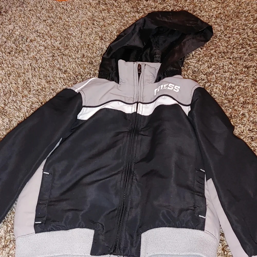 Guess jacket - Picture 1 of 5